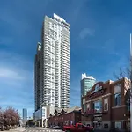 Luxury Condo Stampede/Sky View, Free Parking, Gym