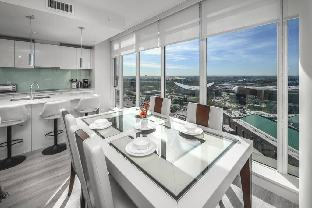 Luxury Stampede/sky View, Free Parking, Gym * Calgary