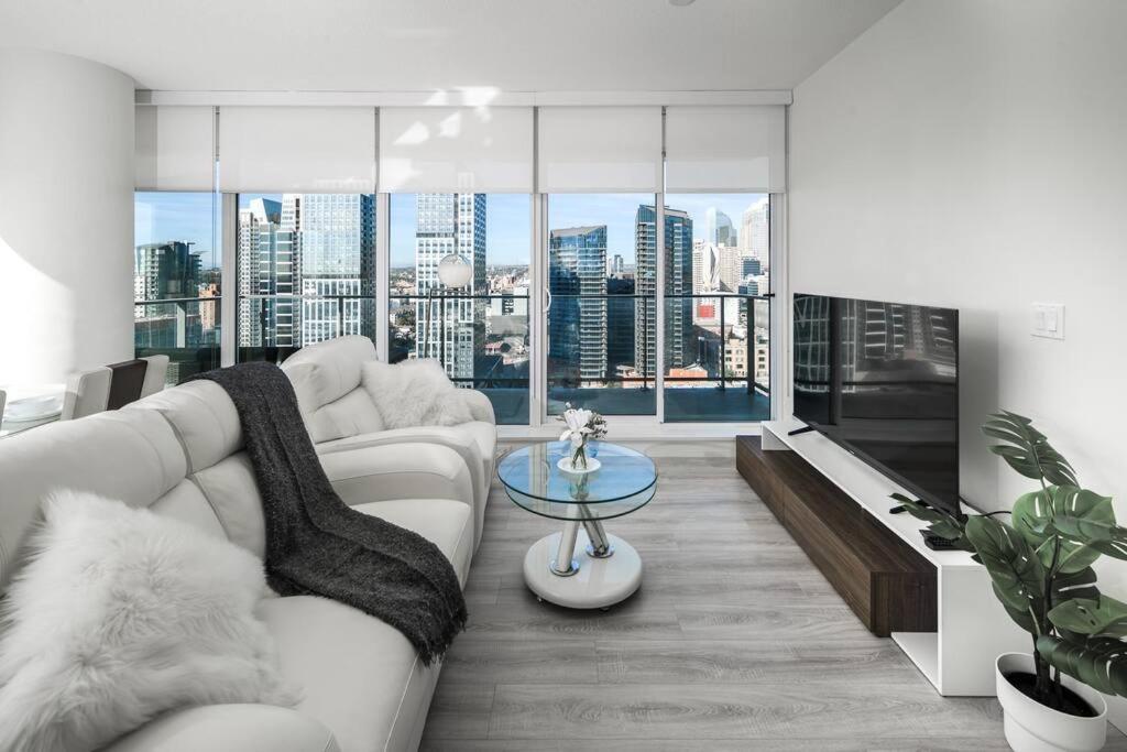 Luxury Stampede/sky View, Free Parking, Gym * Calgary